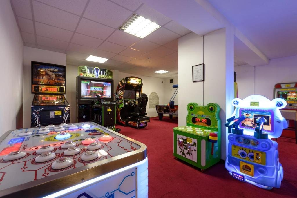 Grand Royale Apartment Complex & Spa 22