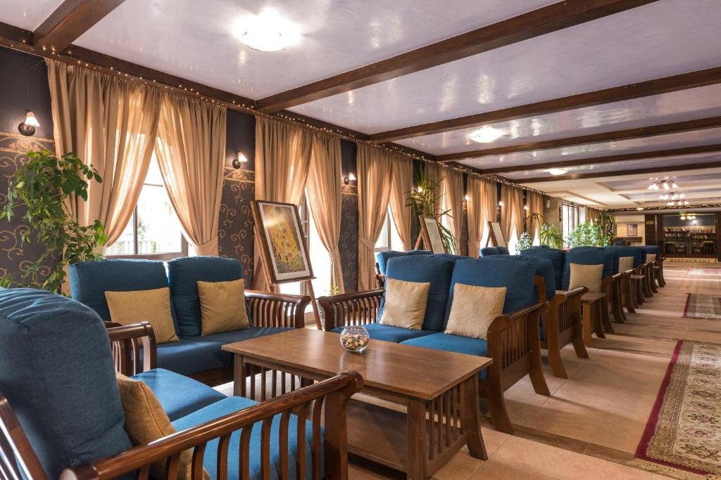 Grand Royale Apartment Complex & Spa 5