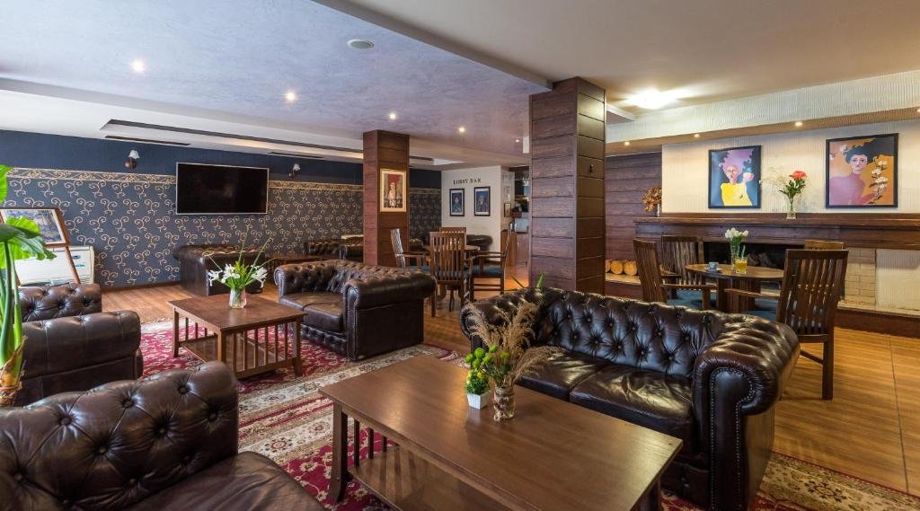 Grand Royale Apartment Complex & Spa 6