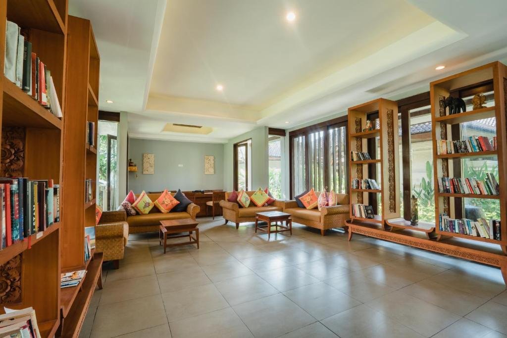 Ramayana Candidasa 17