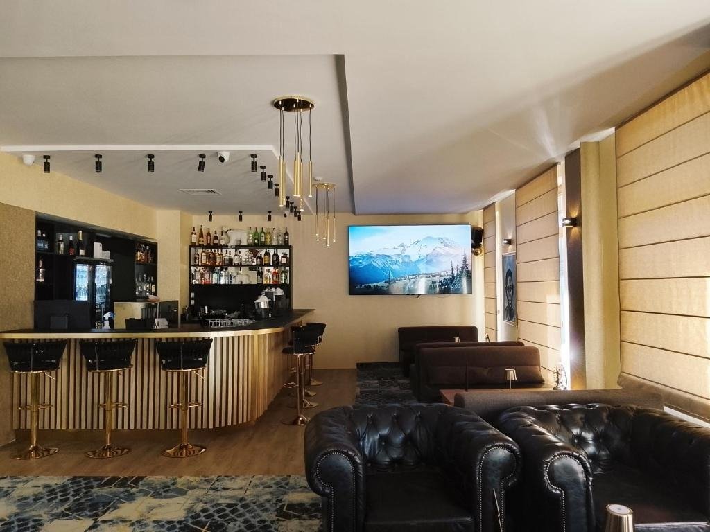 Vihren Royal Palace 16