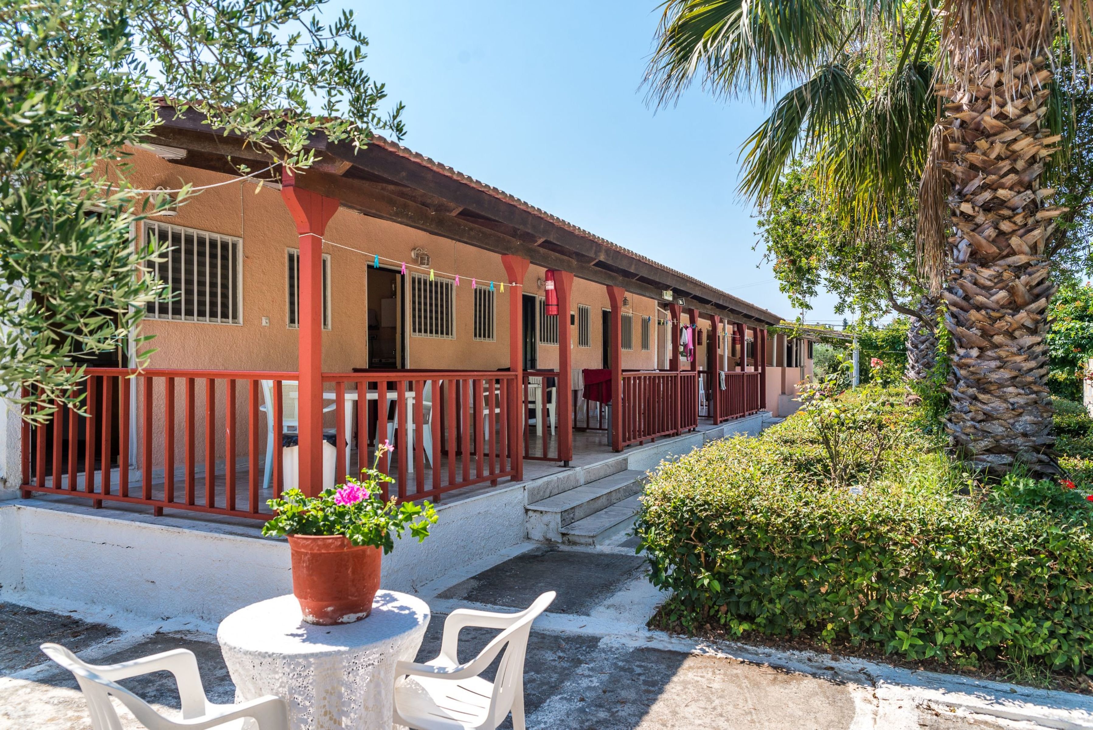 Roussa's Apartments 15