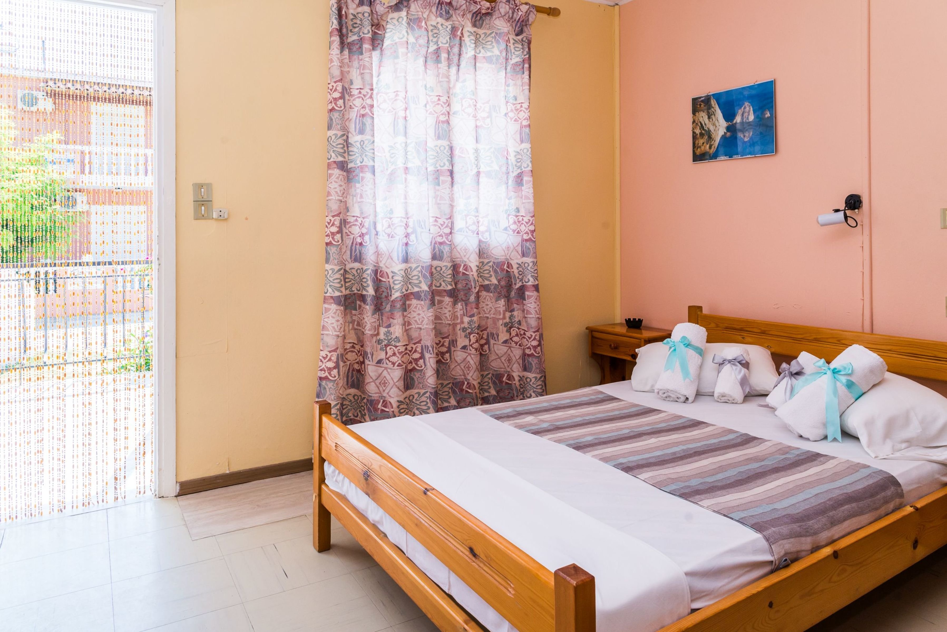 Roussa's Apartments 3