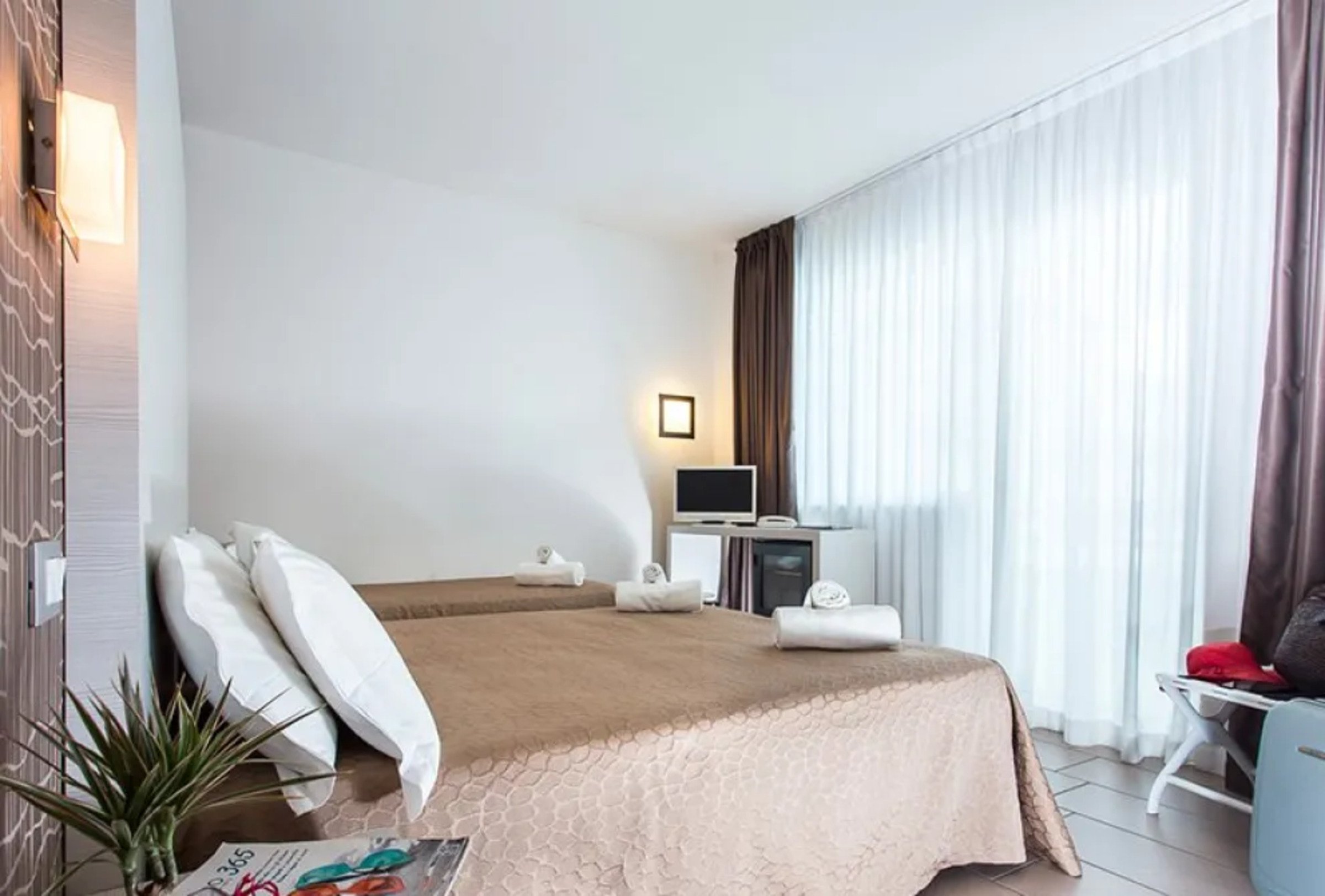 Hotel Mokambo Shore 9