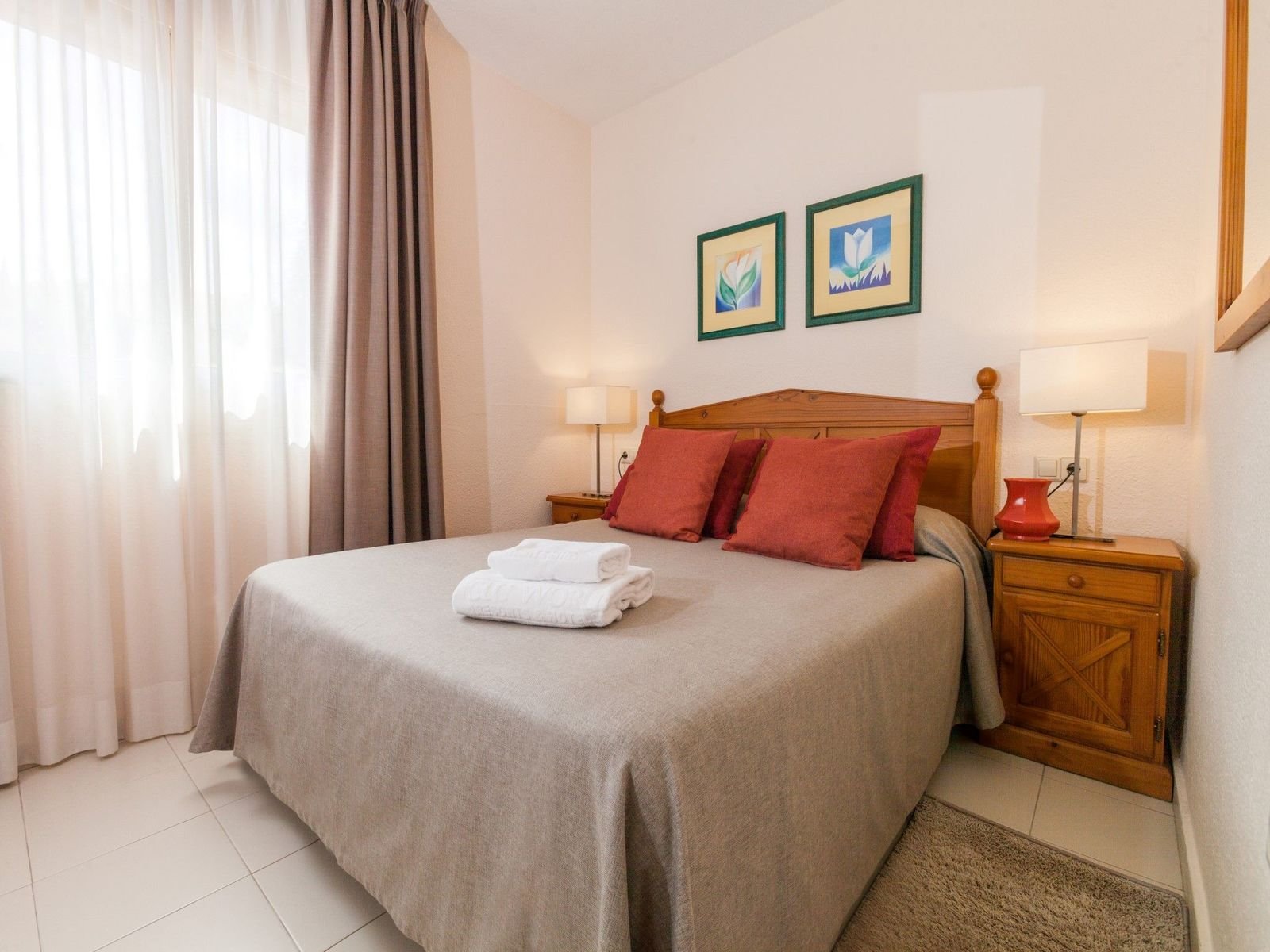 Ramada Hotel & Suites by Wyndham Costa del Sol 10