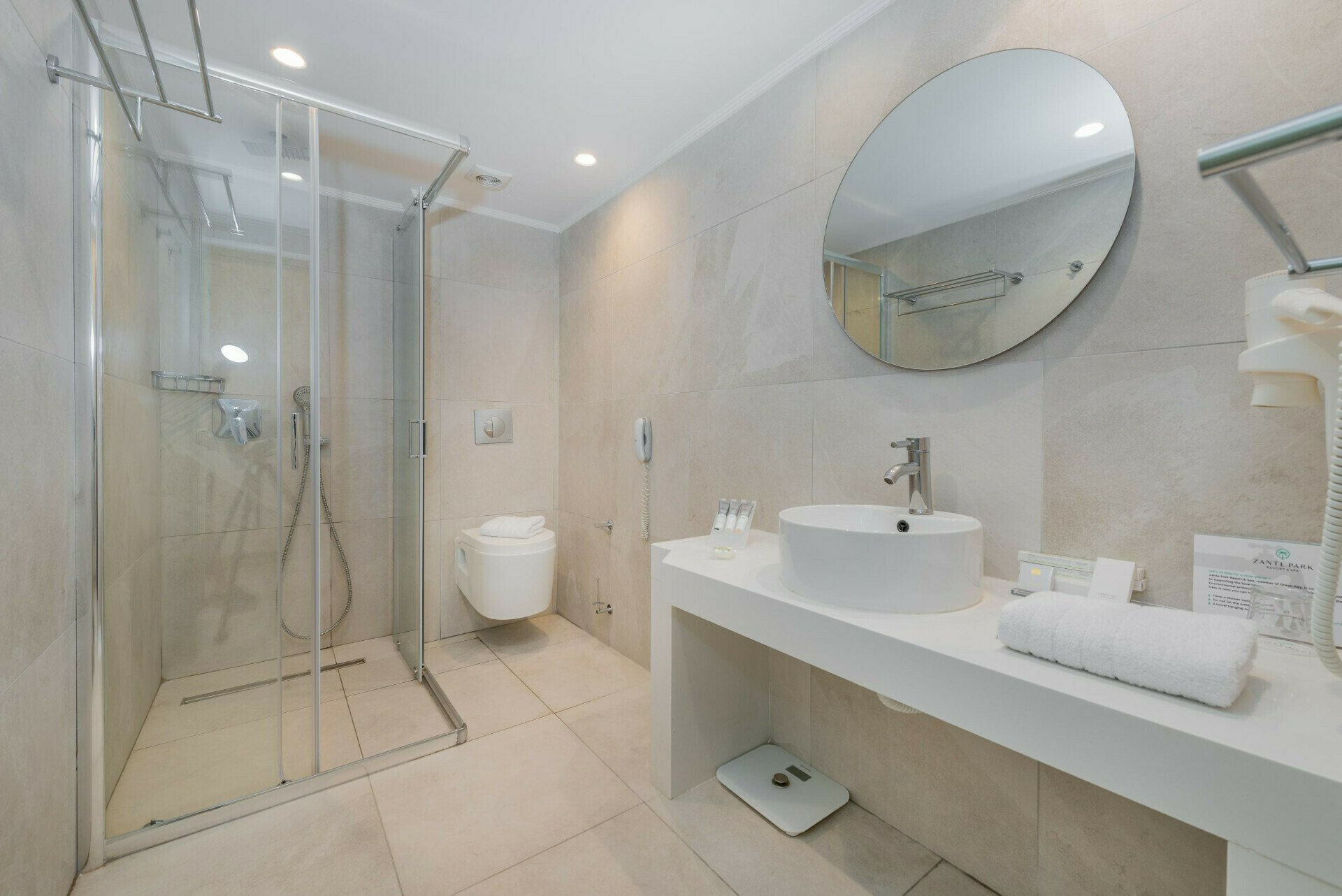 Zante Park Resort & Spa 9