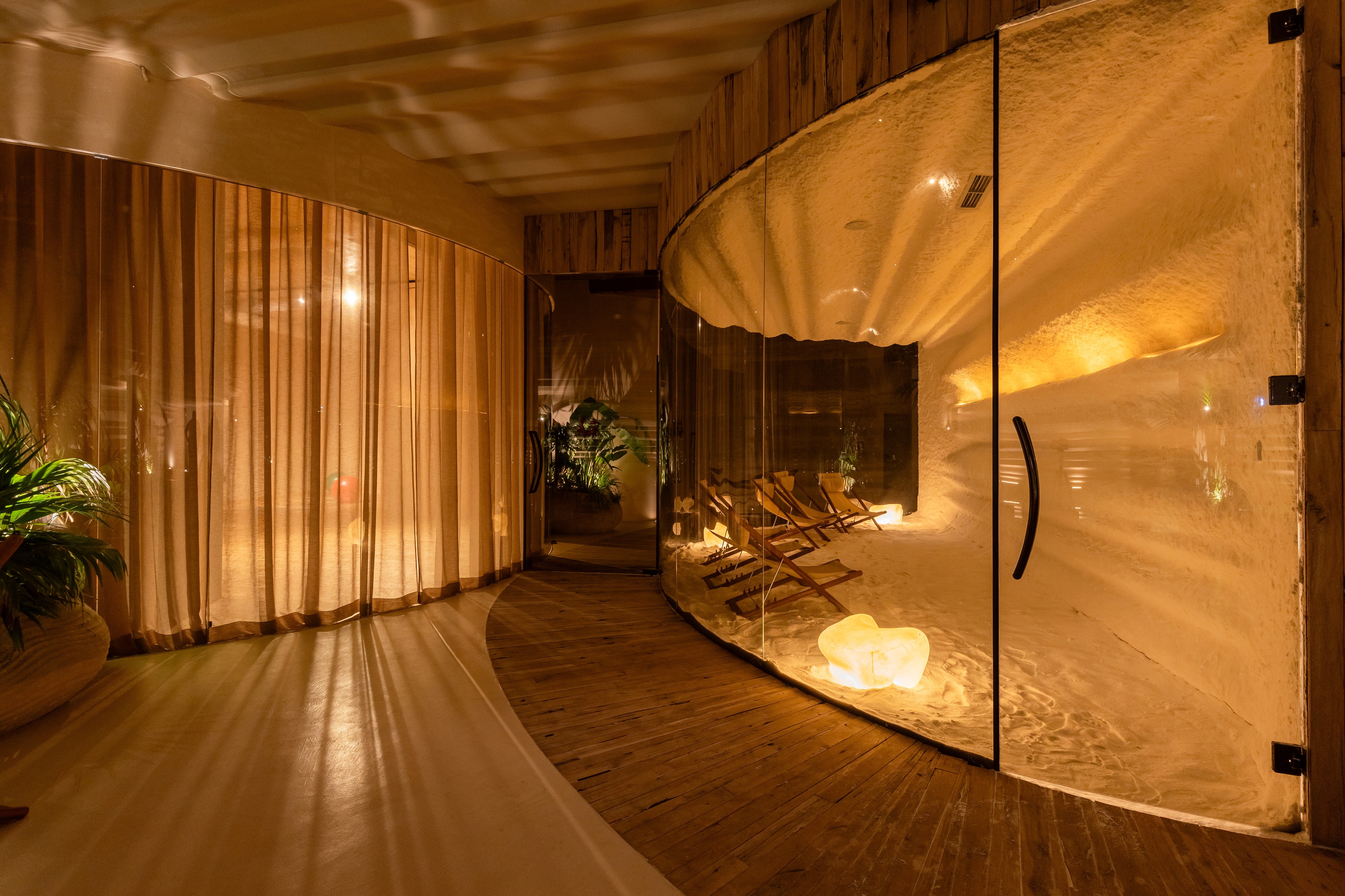 Hotel Epidamn White Sensation 14