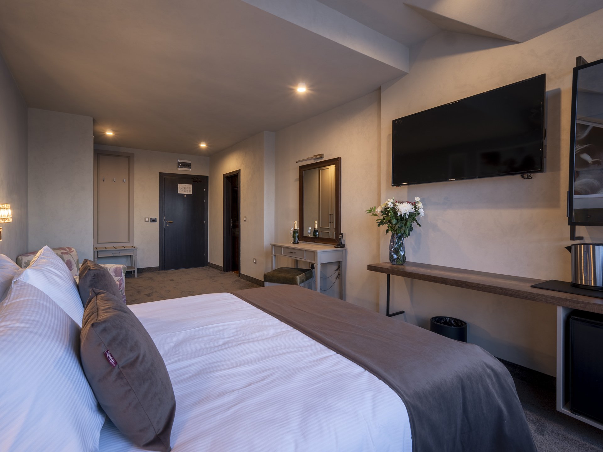 Premier Luxury Mountain Resort 16