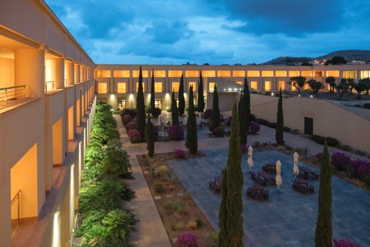 The Navigator - Colombus 19