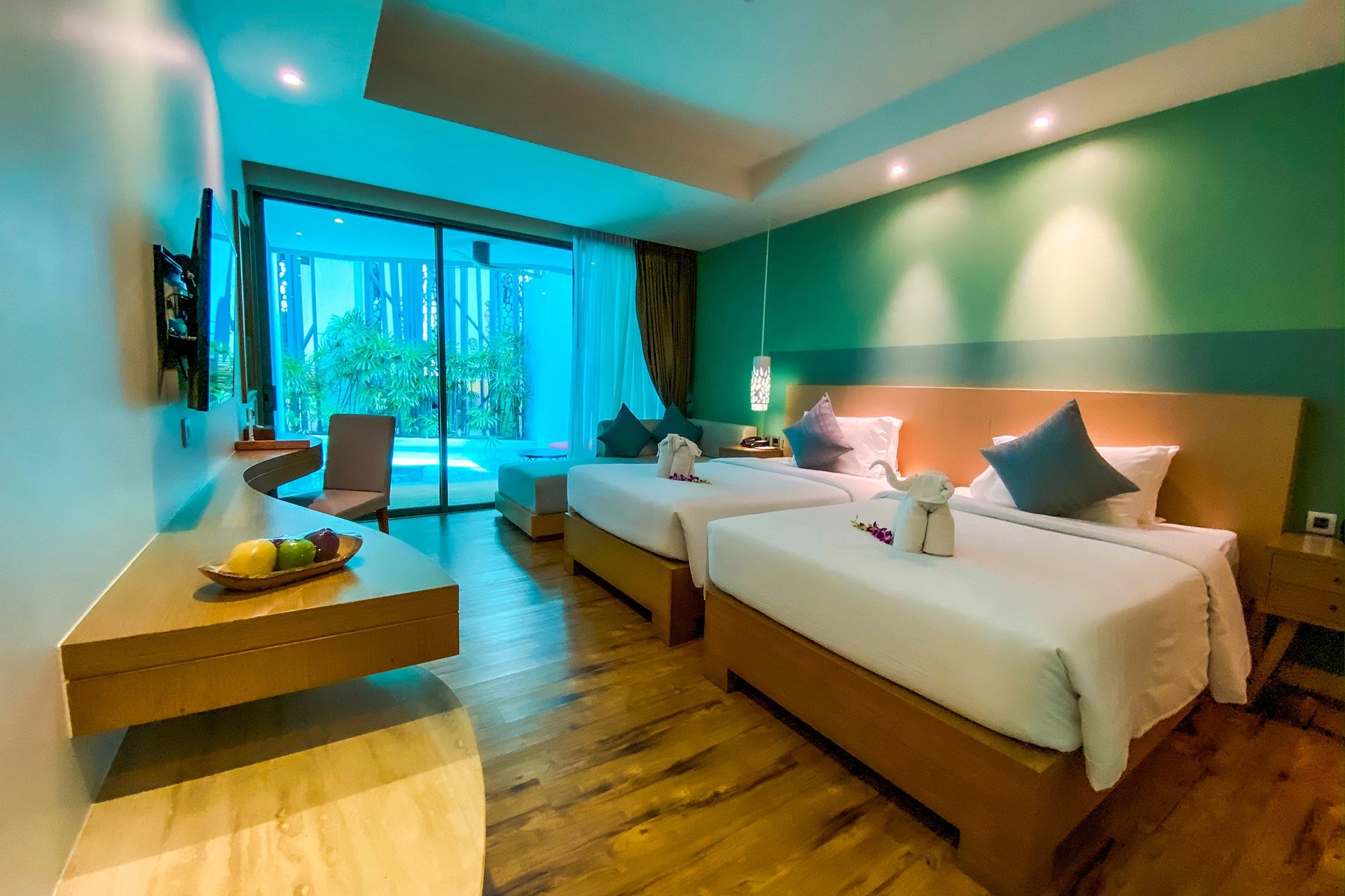 Crest Resort Pool Villas Phuket 7