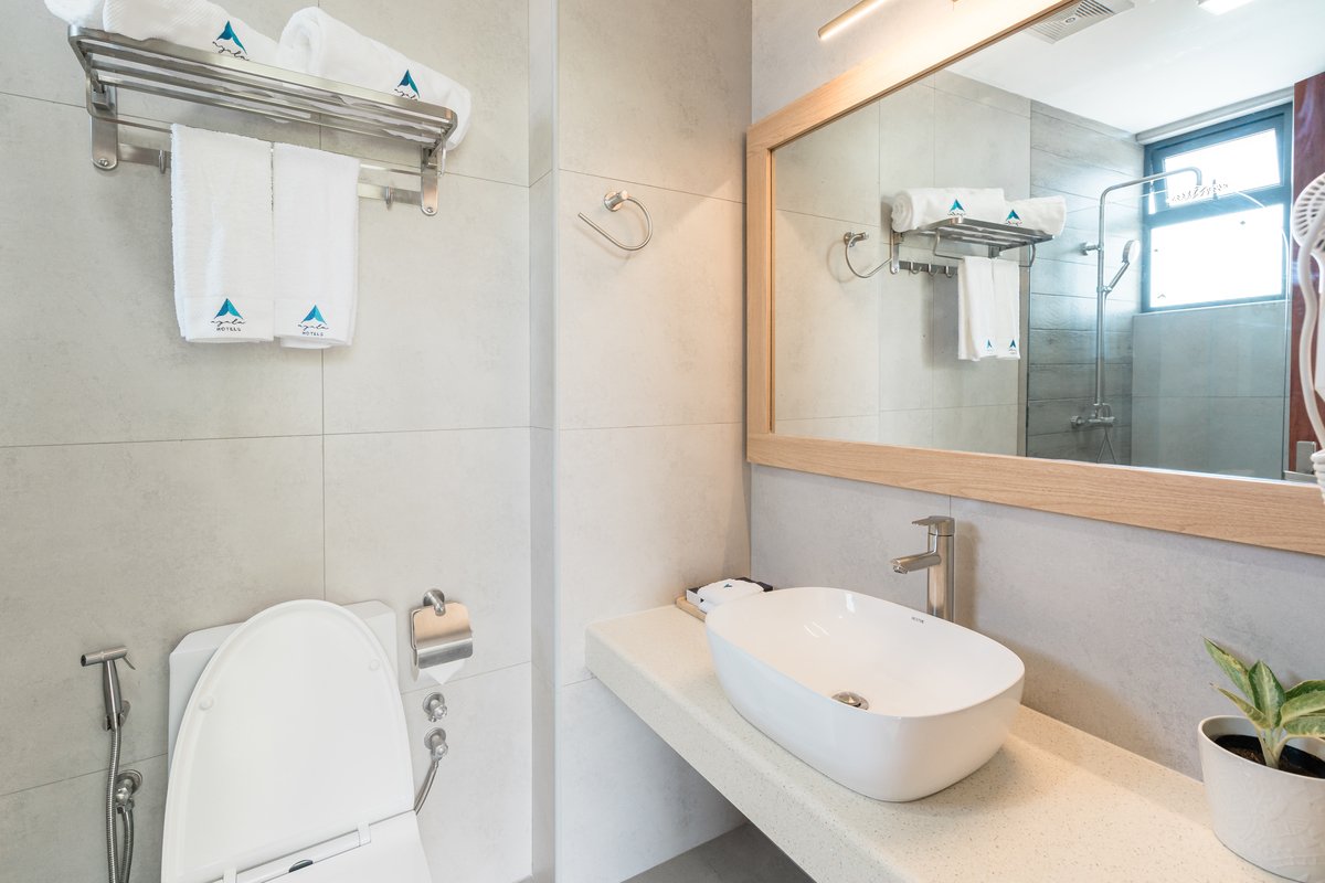 Ayala Ocean View 20