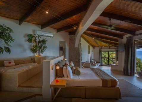 Coco de Mer Hotel & Black Parrot Suites 26