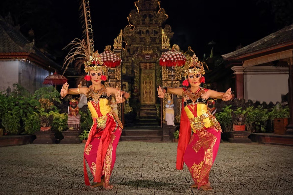 Bali Tropic Resort & Spa 16