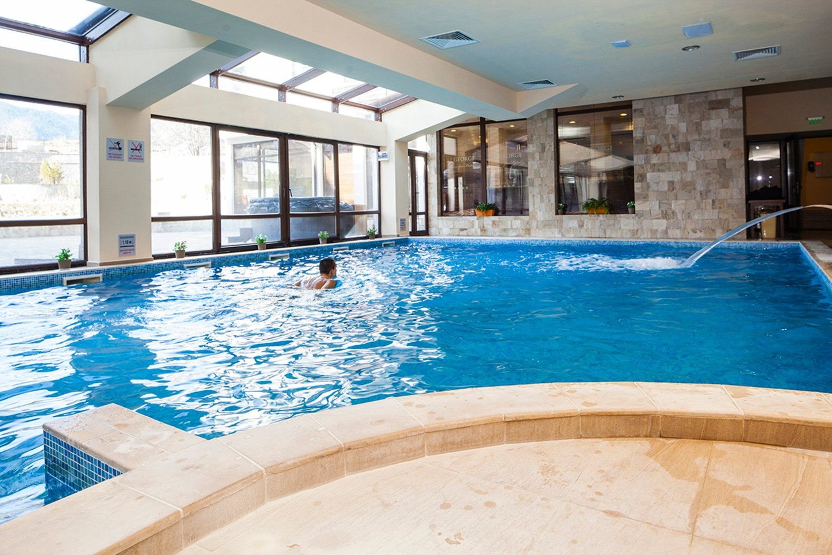Saint George Ski and Holiday 7