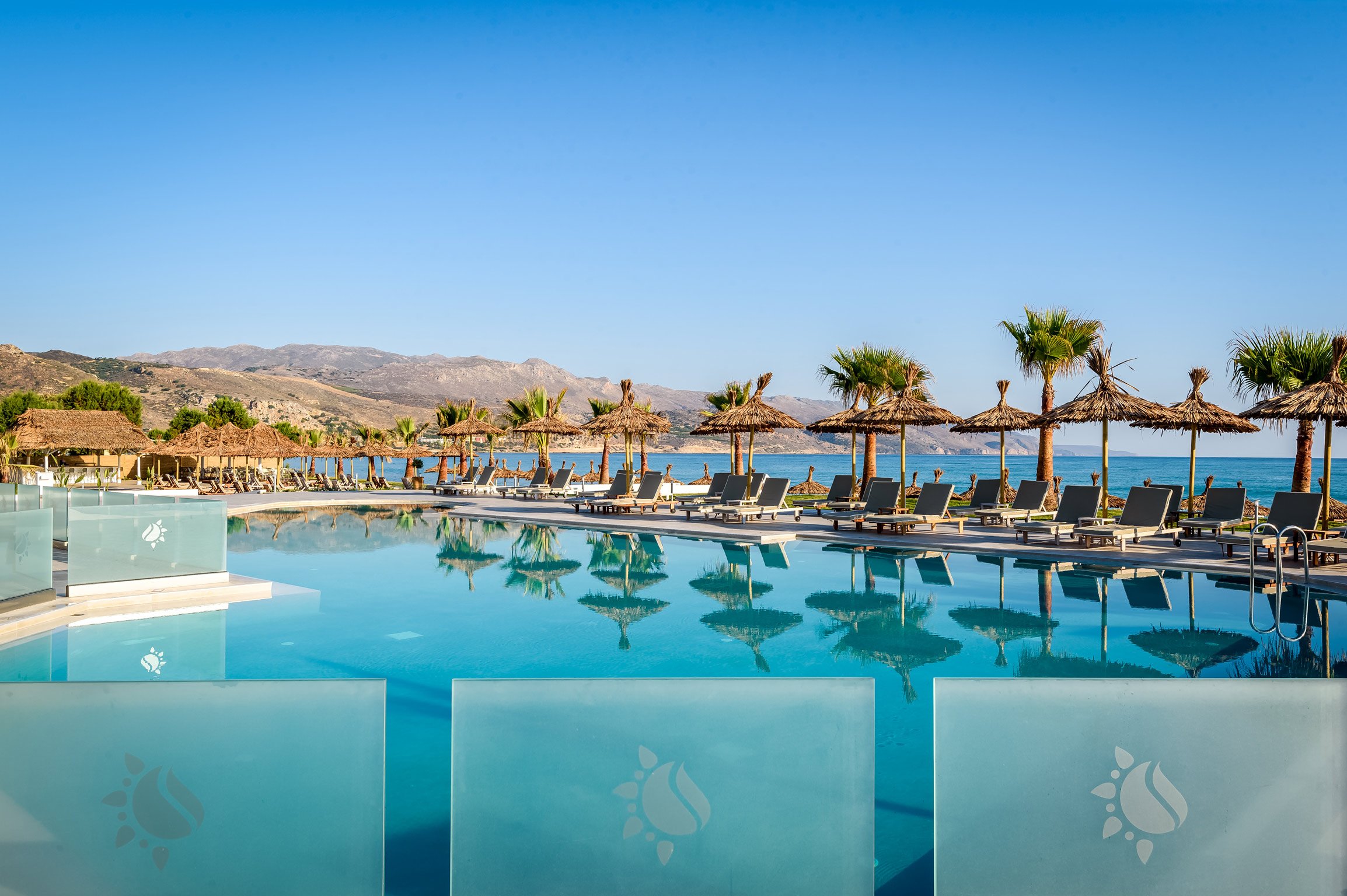 Solimar White Pearl 2