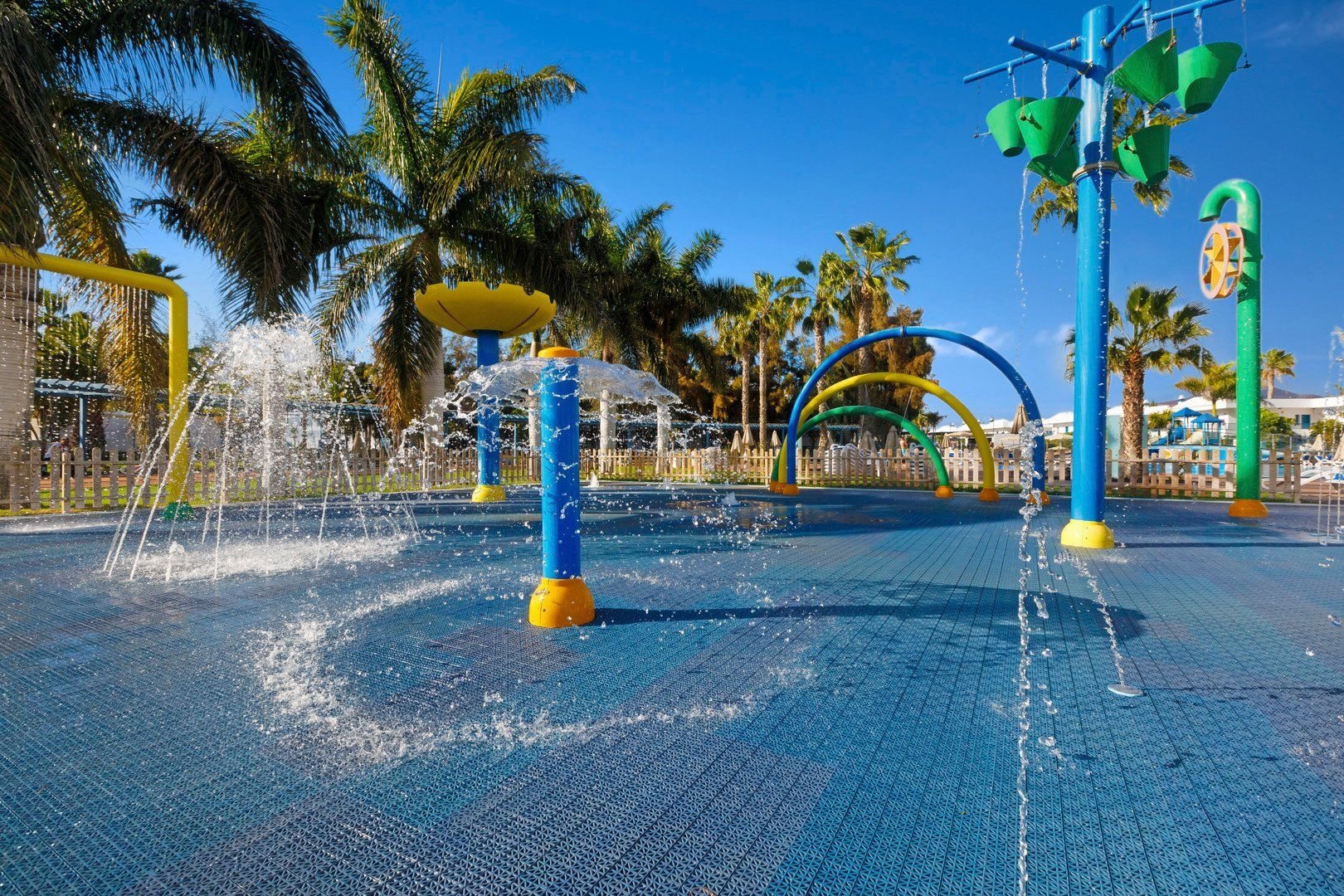 THB Tropical Island 15