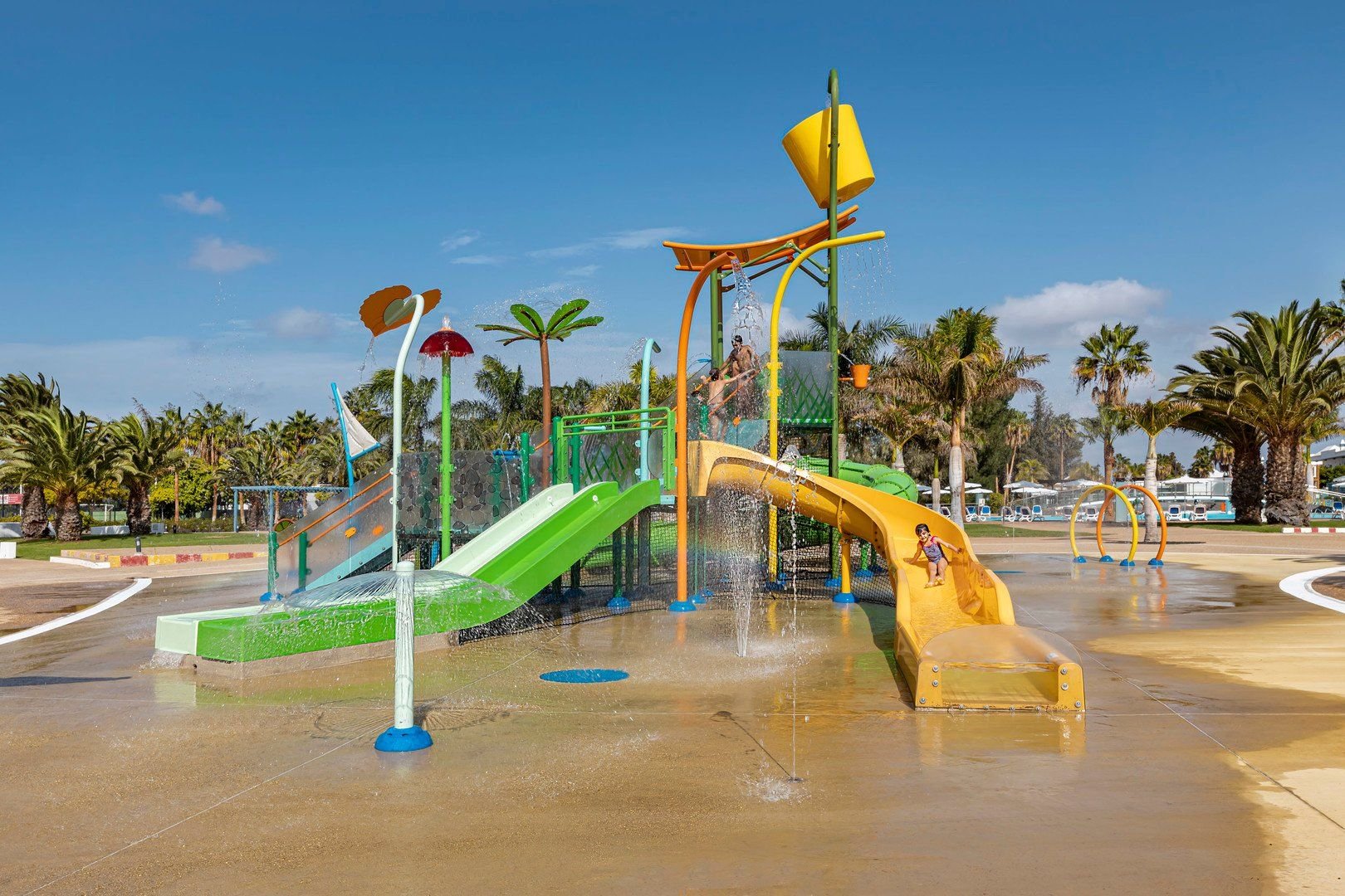 THB Tropical Island 20