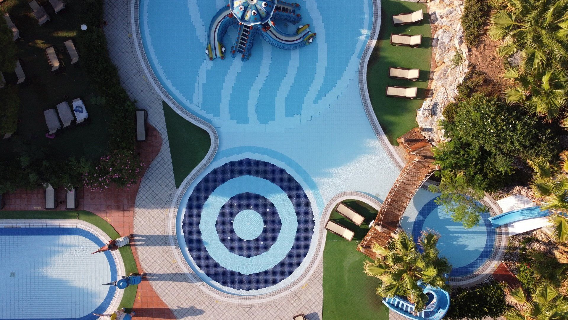 Pine Bay Holiday Resort 11
