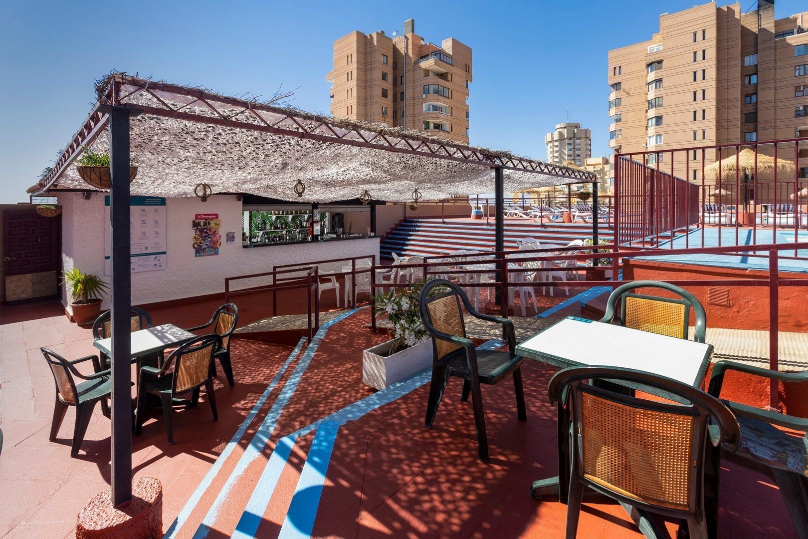 Las Palmeras Affiliated by FERGUS 14