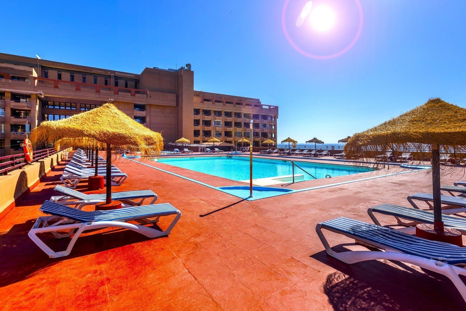 Las Palmeras Affiliated by FERGUS 20