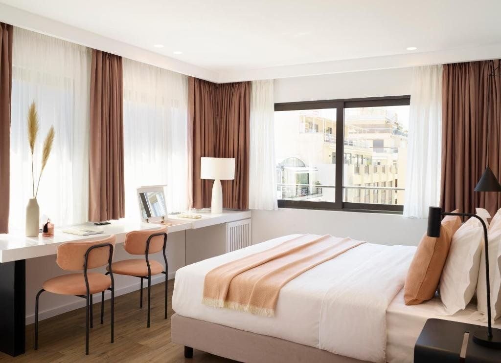 The Marblous Athens 11