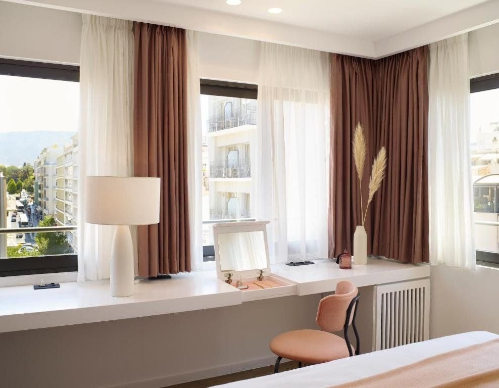 The Marblous Athens 4