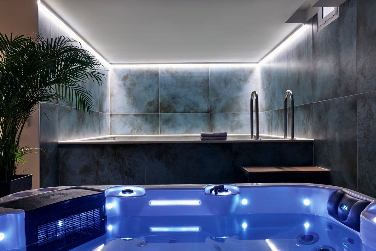 Celestial All Suites 27