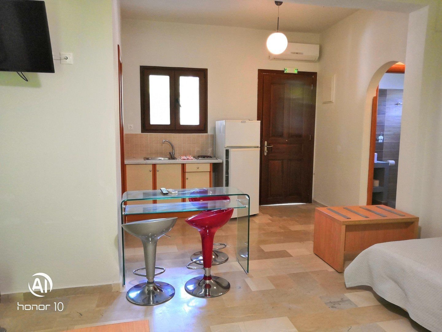 Vassilias Beach Hotel 6