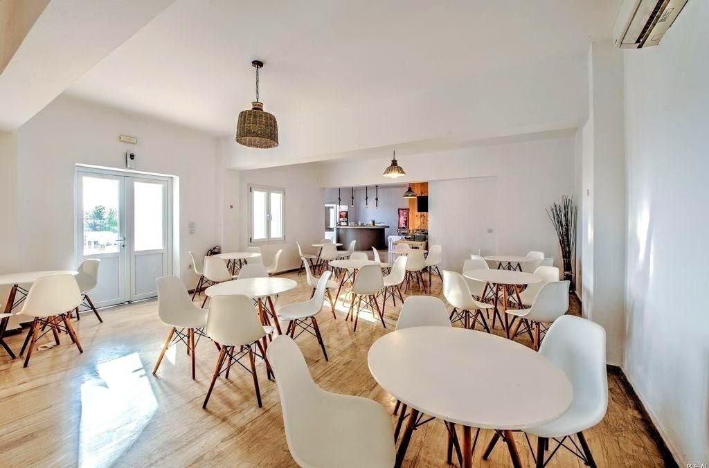 Hotel Anamar Santorini 10