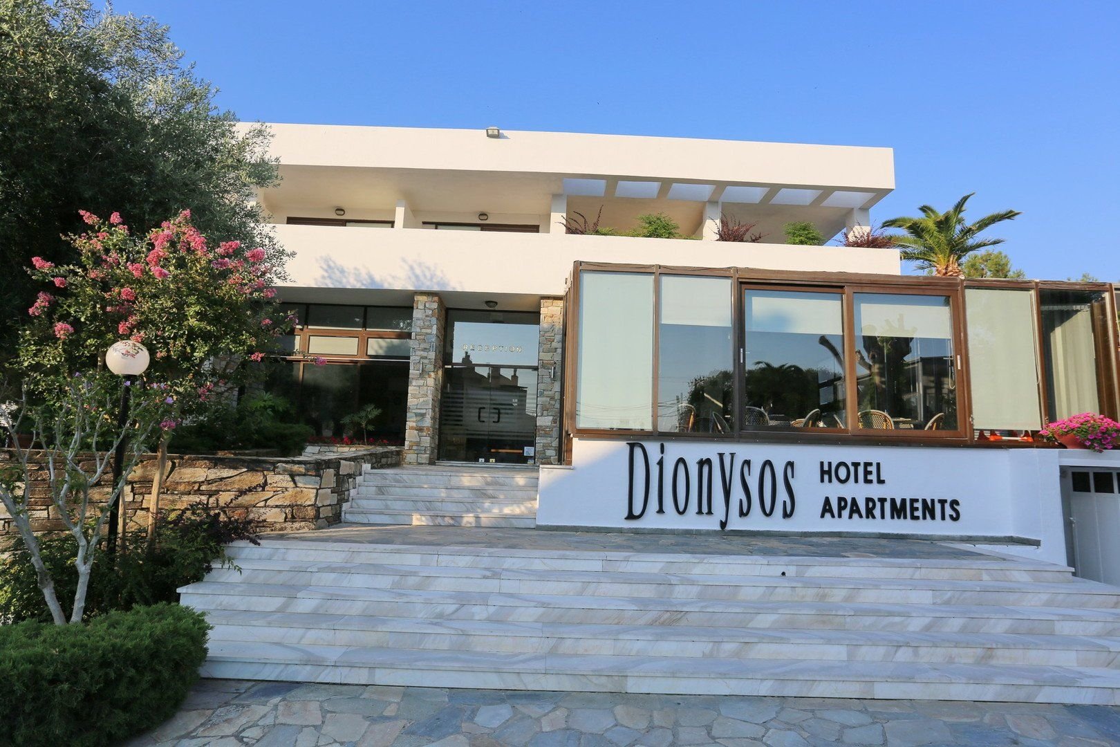 Dionysos Hotel & Suites 2