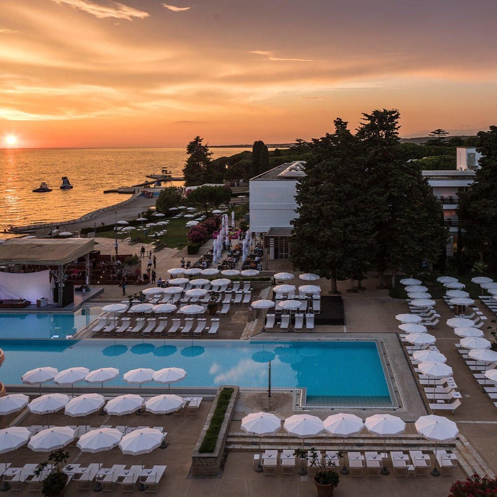 Falkensteiner Club Funimation Borik 12