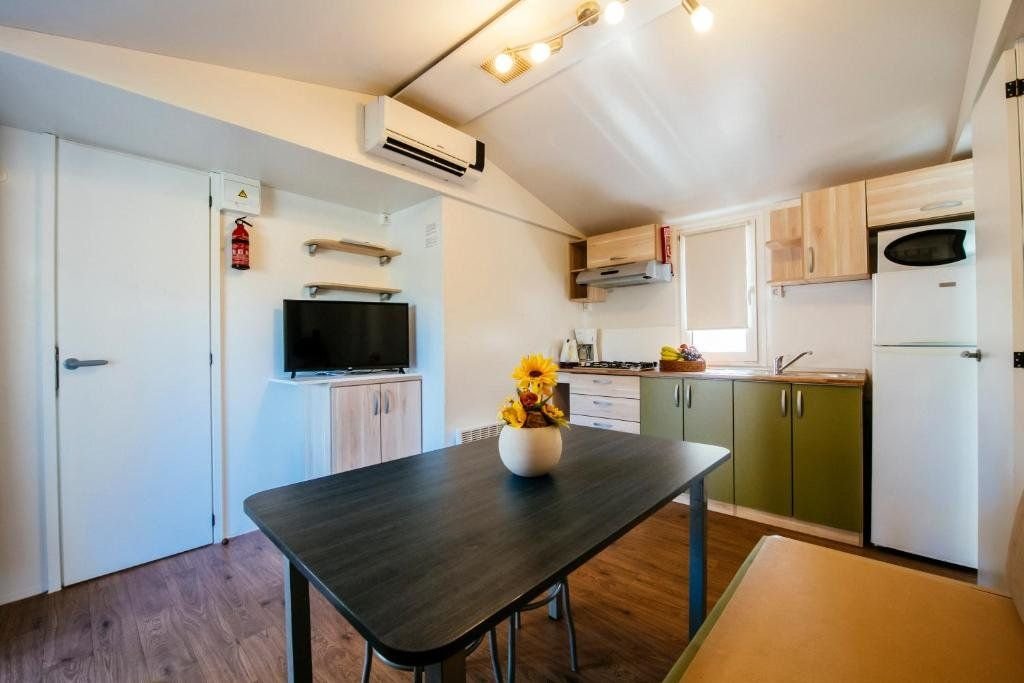 Zaton Holiday Resort Mobile Homes 6