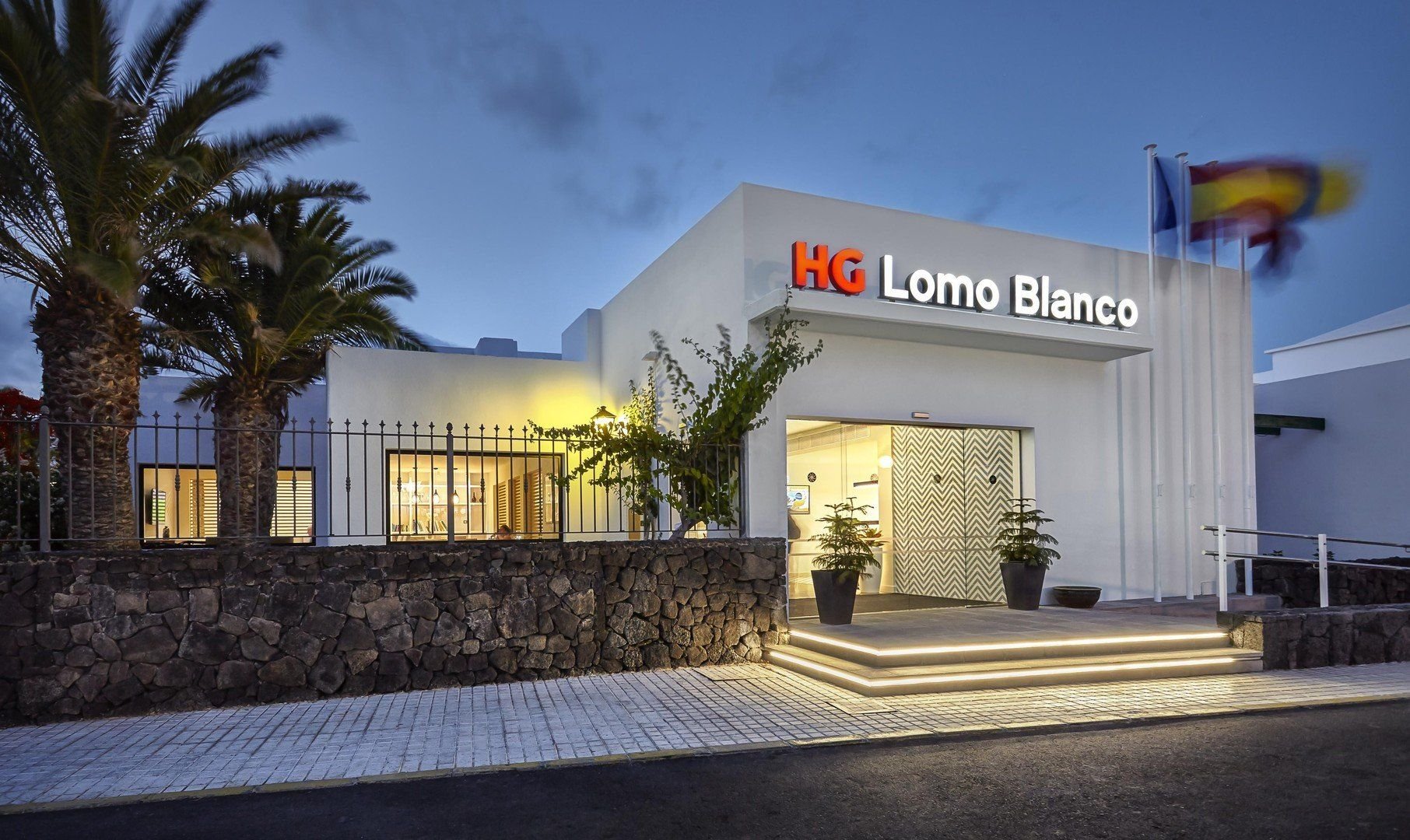 HG Lomo Blanco Apartments 4