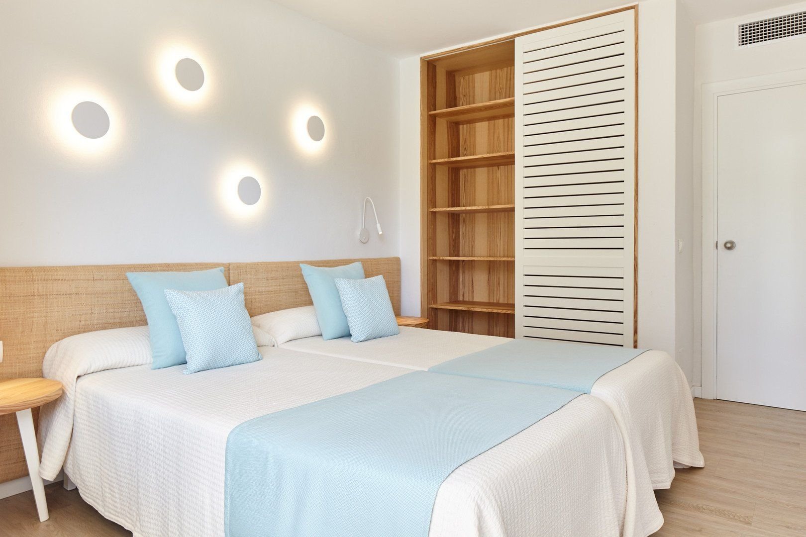 San Miguel Park/Esmeralda Mar Hotel 5