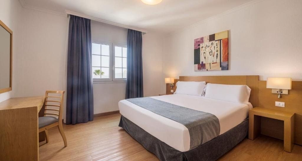 Hotel ILUNION Costa Sal Lanzarote 10