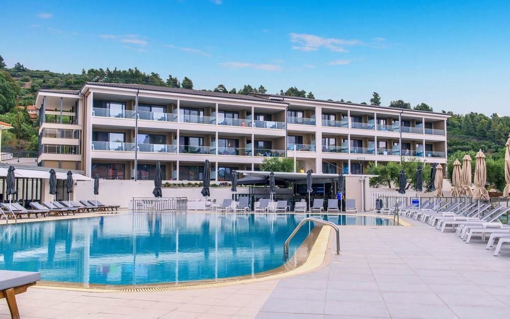 Lagomandra Beach Hotel 3