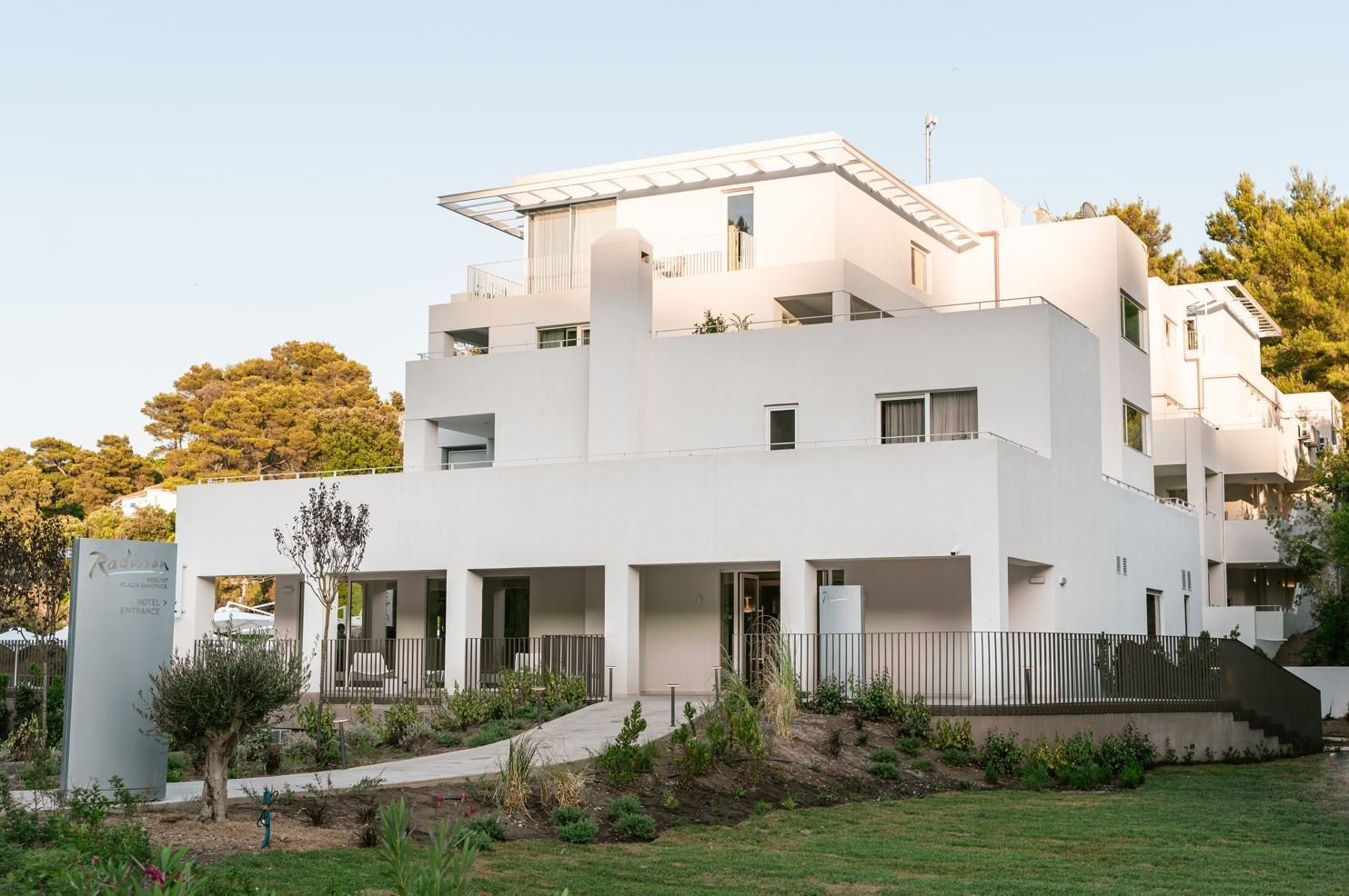 Radisson Resort Plaza Skiathos 1