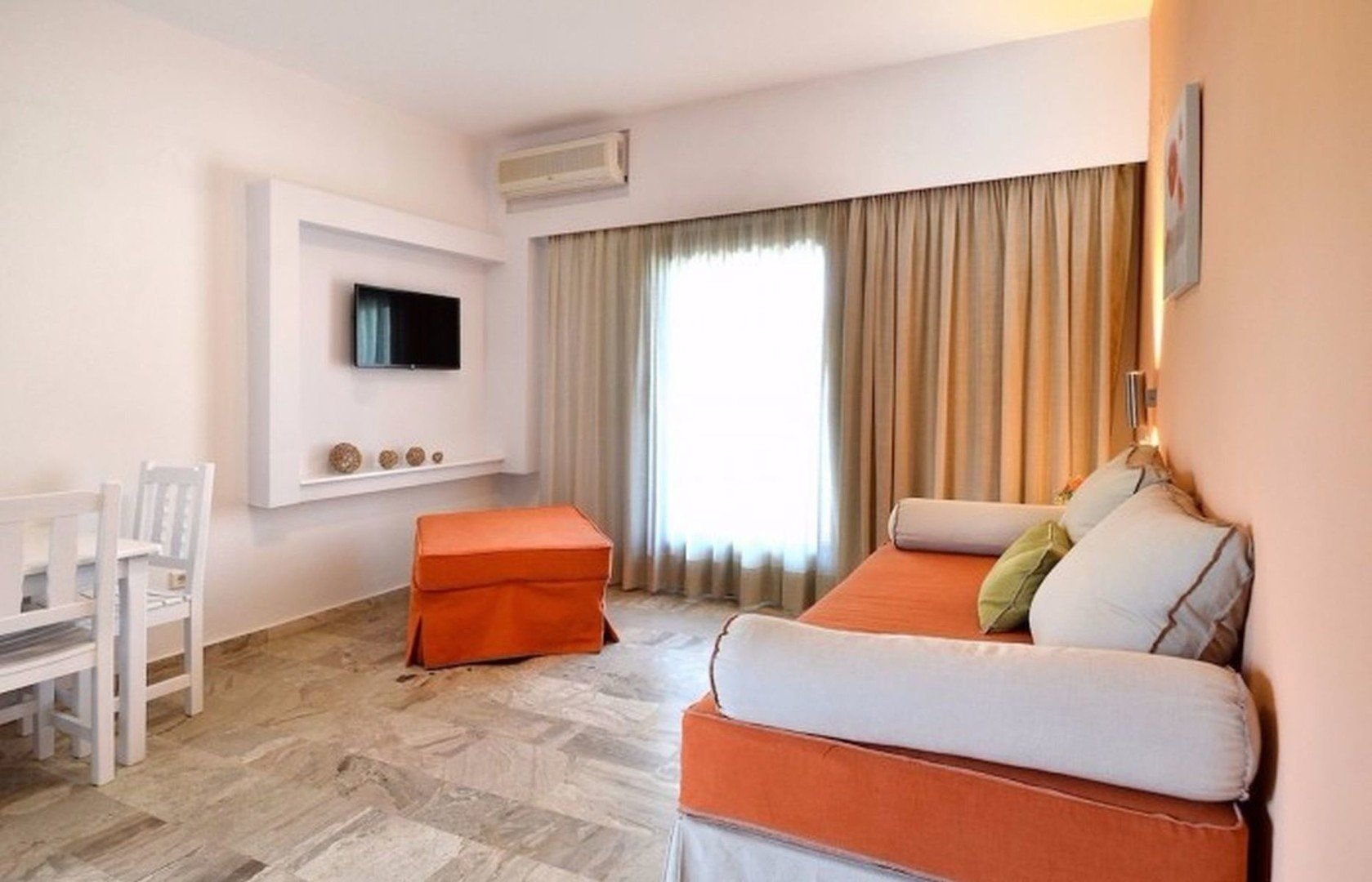Korali Hotel 10