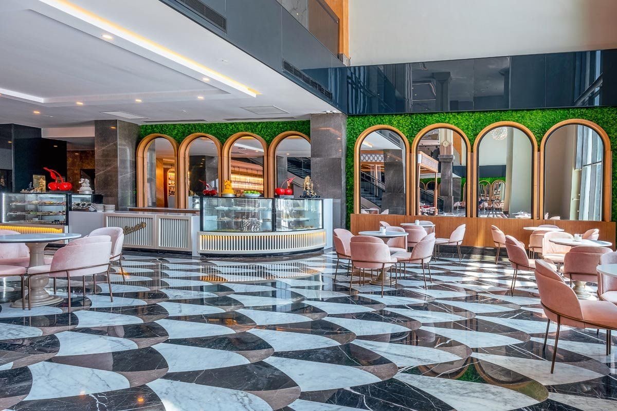Lago Hotel 23