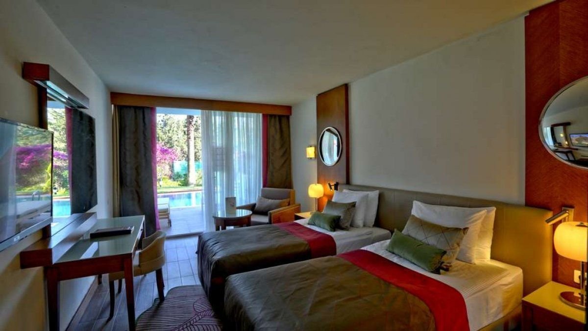Side Star Elegance 11