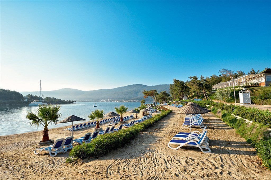 Hotel La Blanche Island 15