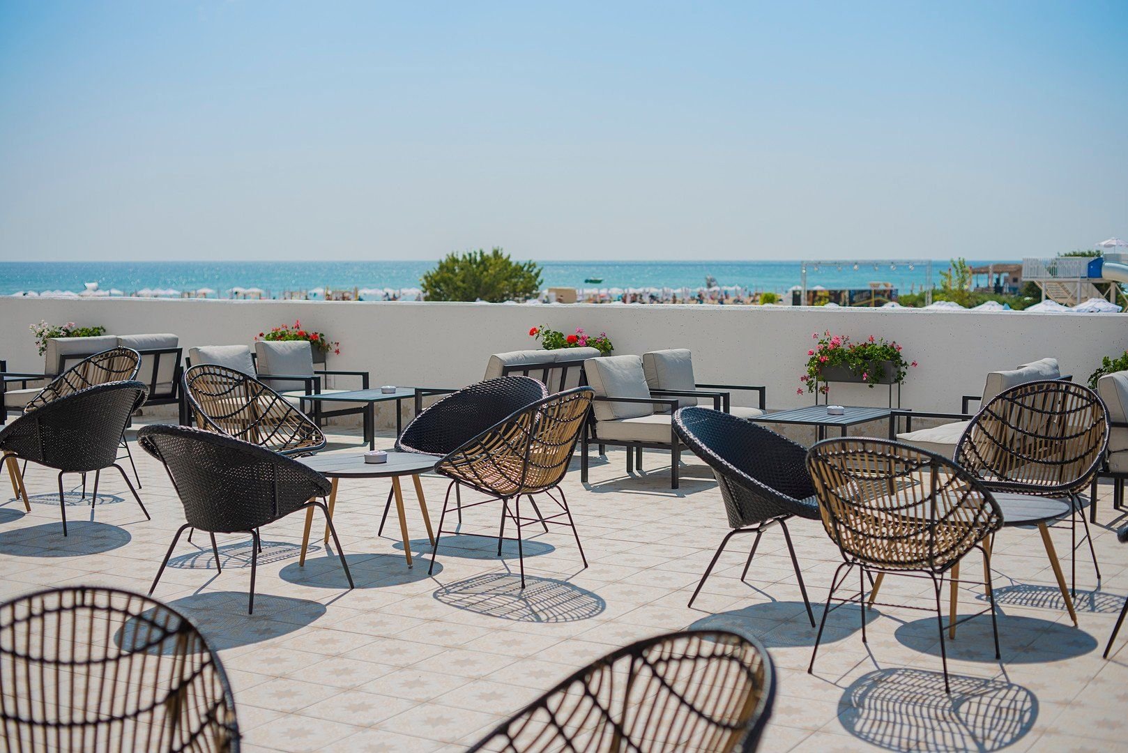 Sunrise Blue Magic Resort 40