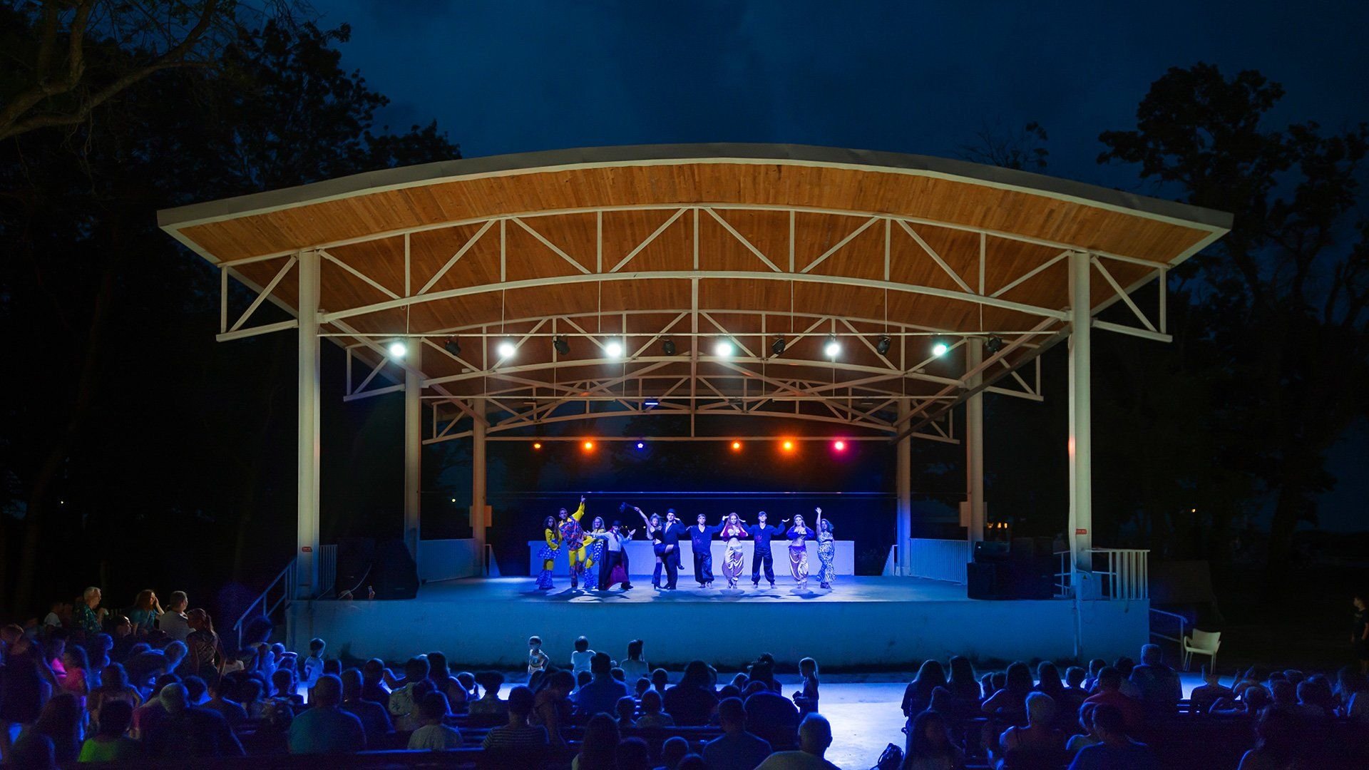 Forest Beach Hotel 23