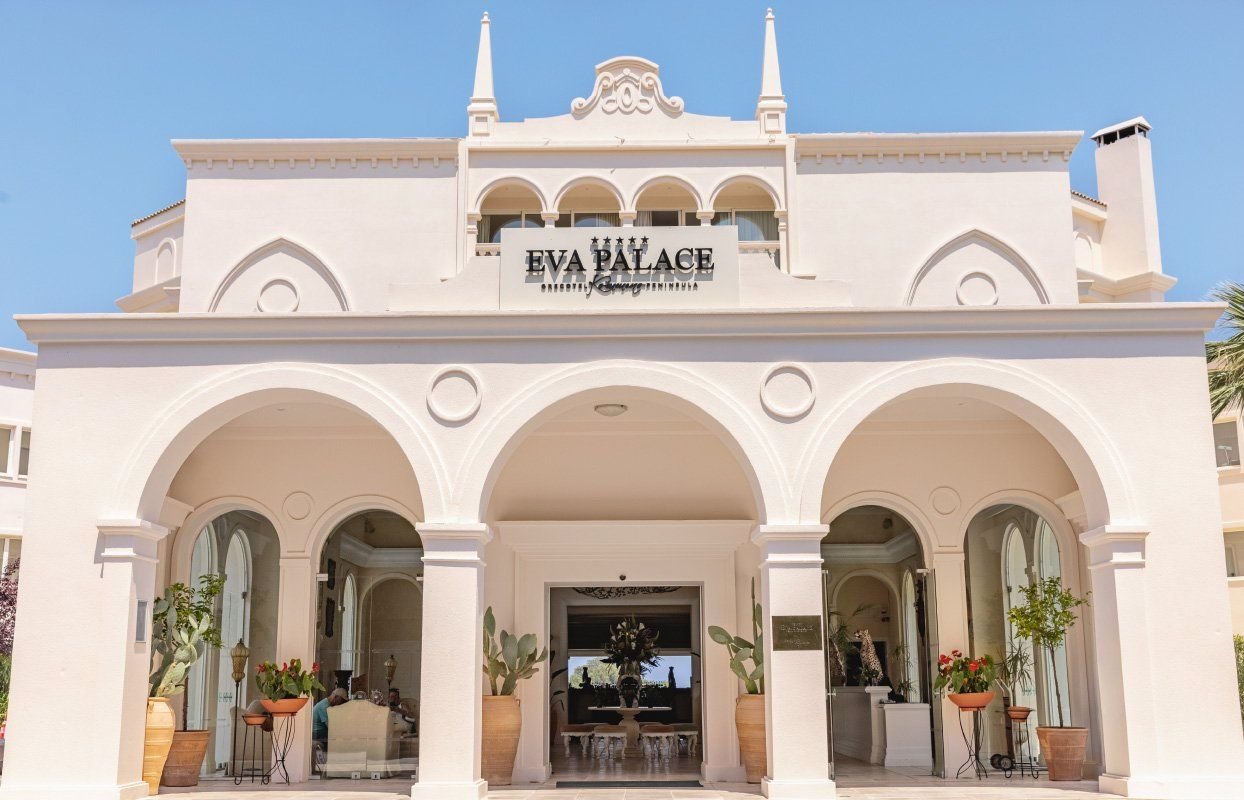 Grecotel Eva Palace 11