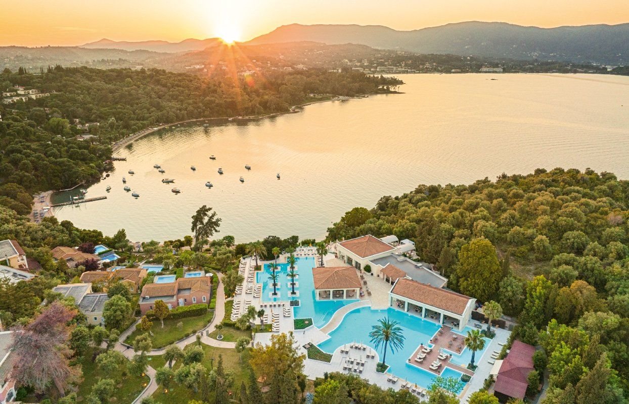 Grecotel Eva Palace 4