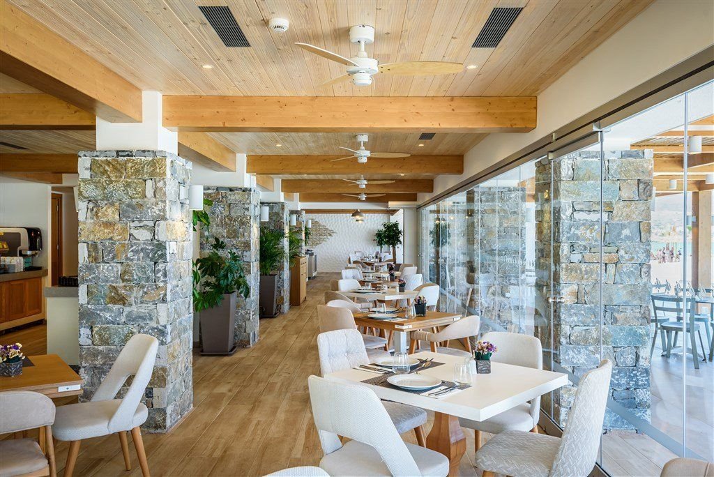 Solimar White Pearl 9