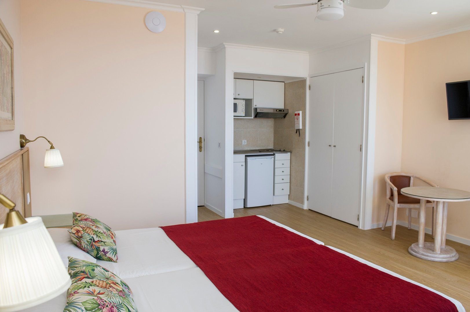 Hotelový komplex Dorisol 7