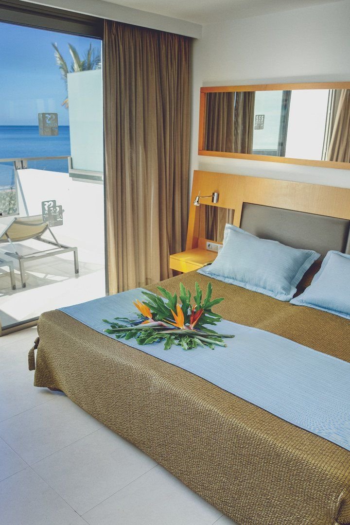 R2 Bahia Playa Design Hotel & Spa 9