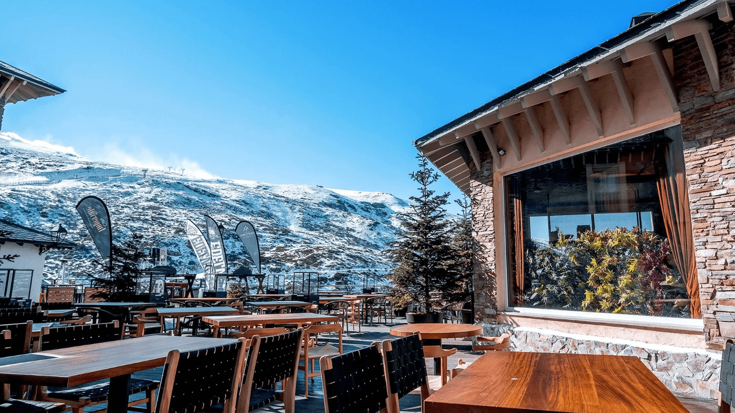 The Mountains Hotel 14