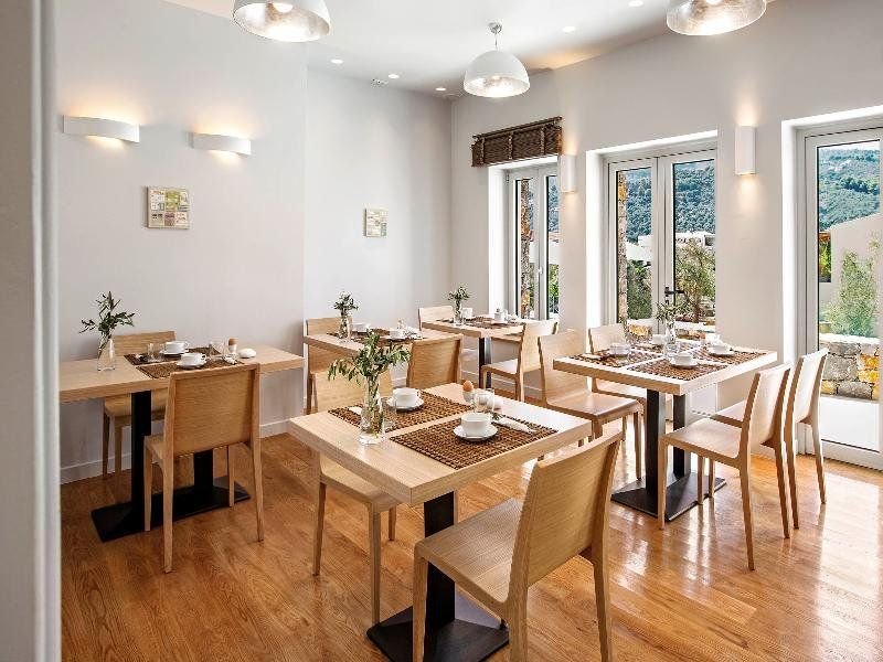 Mystery Skiathos Luxury Residence 19